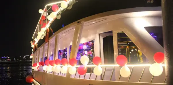 Gold-Fish-Dubai-Canal-Cruise.webp Burj Khalifa New Year Eve Gold Fish Dubai Canal Cruise 2026– Upper & Lower Deck