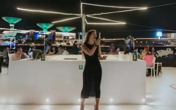 Five Star Sea Lounge Marina Deal in Dubai - Royal Dhow Cruise