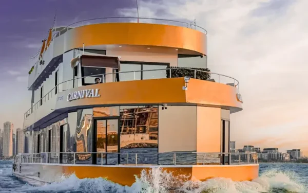 golden-glass-cruise-marina-nye-beach-view.webp Golden Glass Cruise Marina Eid Deal in Dubai 2026