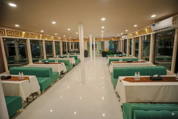 lower-deck-Carnival-dinner-dhow-.webp Golden Glass Yacht Cruise Marina Deal in Dubai - Dubai Marina Glass Cruise