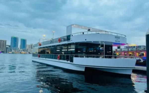 Premium Luxury Eid Marina Deal – Elegant Eid Cruise in Dubai Marina